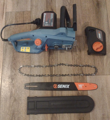 Senix CSE12-M Chain Saw 16 Inch Corded (L)