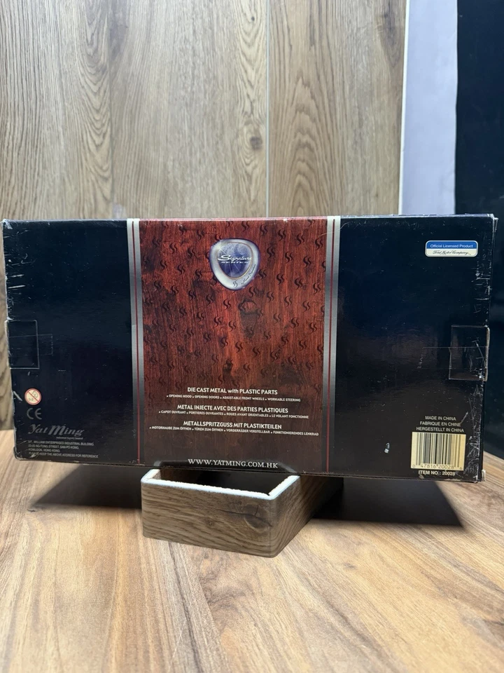 1948 Ford Woody Signature Series – 1:18 Scale – Die-Cast Metal – Real Wood Panel - Image 3 of 4