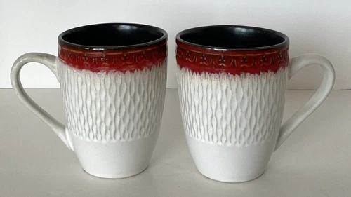 Mikasa Gourmet Basics Sorrento Red Stoneware Set of 2 Cups / Mugs 14 oz Capacity