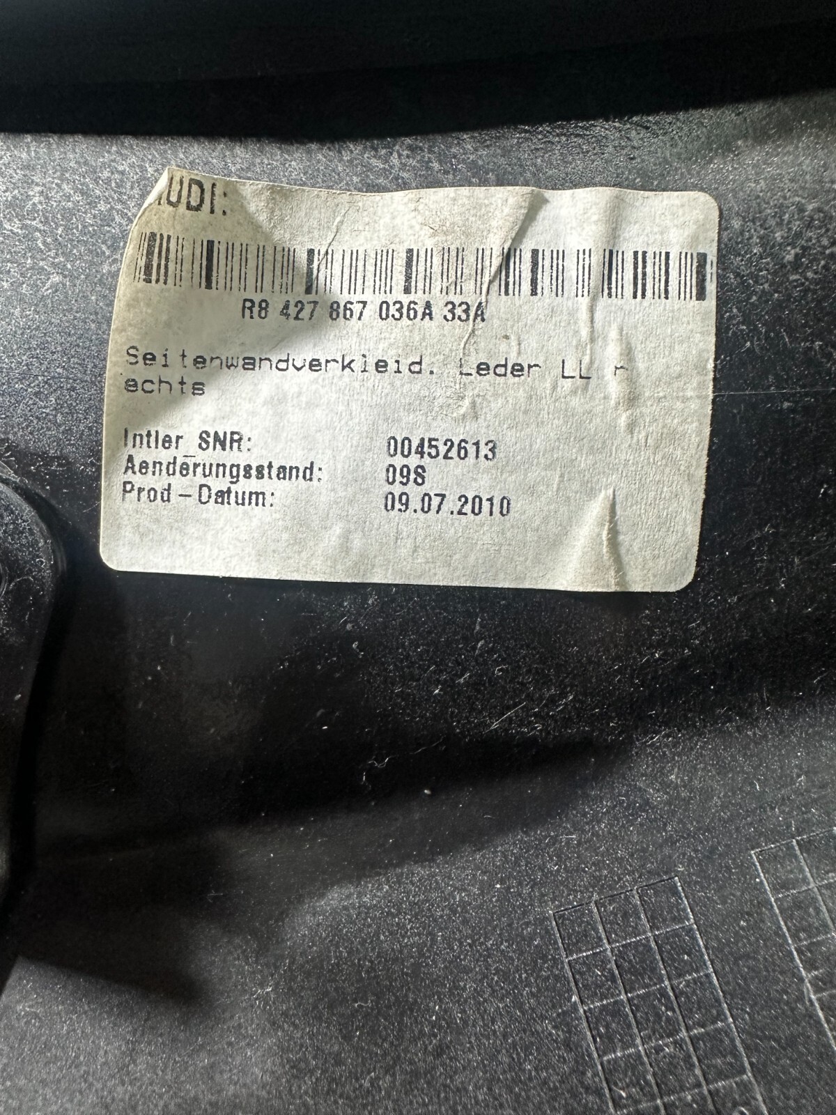 11-15 AUDI R8 SPYDER PASSENGER RIGHT REAR INTERIOR COVER TRIM LEATHER OEM