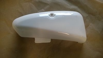 Honda Sport 50 C110 CA110 White filter right side cover OEMH22064 HN