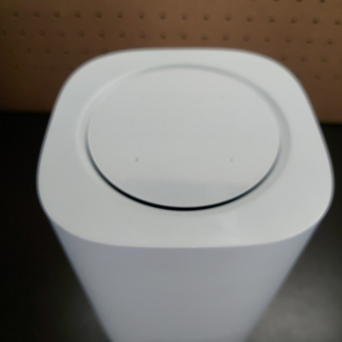verizon 5g home ef25 Model LVR1 Router Wifi ONLY NO POWER CORD Scratches - Picture 4 of 5