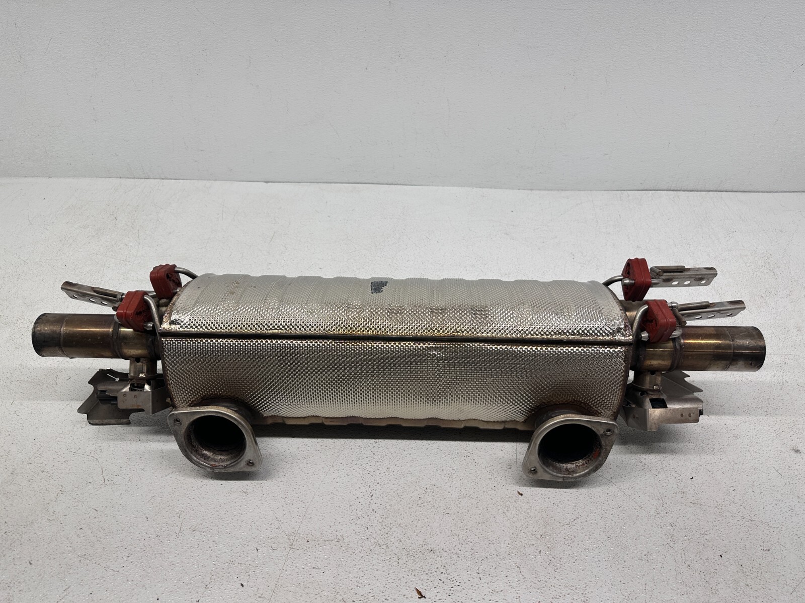 2018-2022 ASTON MARTIN VANTAGE V8 4.0L MUFFLER SS QUAD EXHAUST OEM KY63-5230-CA