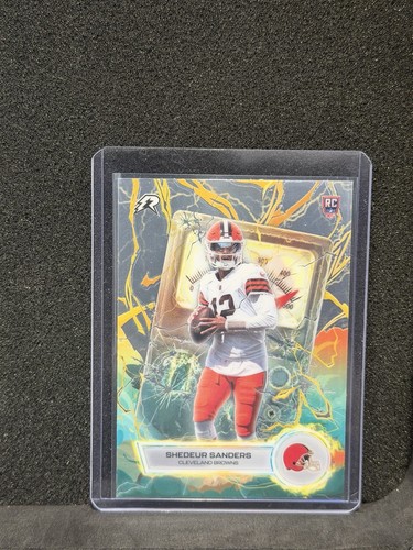 Topps Resurgence 2025 Voltaic Rookie VT-4 Shedeur Sanders Browns NFL Card