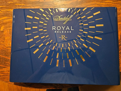 Davidoff Royal Release Cigar Box