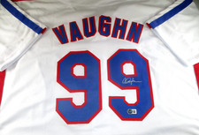 Charlie Sheen Signing Major League Autographs for 2014 Topps Archives Baseball 16