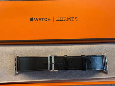 Hermes 45mm+ Black Swift Leather Apple Watch Strap w/Deployment Buckle Good