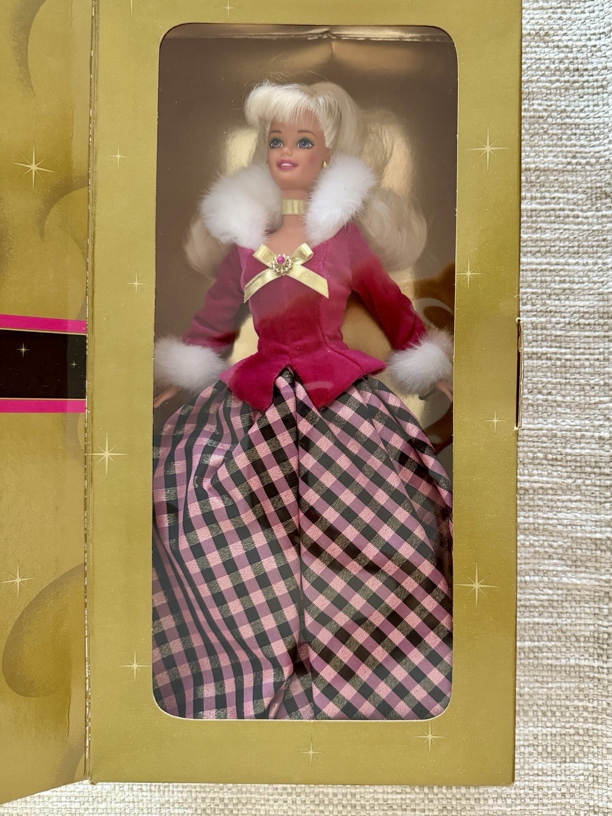Winter Rhapsody Barbie Avon Exclusive Vintage 1996 Mattel 16873 - New in Box