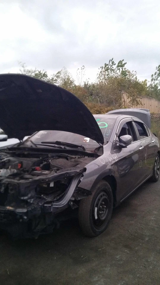 Espejo retrovisor interior delantero central usado se adapta a: Honda Accord 2017 con automático Foto 3 de 4