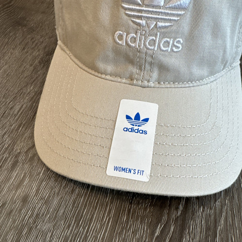 NWT Women's Adidas Originals Relaxed StrapBack Trefoil Athletic Hat Khaki - Picture 2 of 8