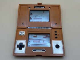 Nintendo Game & Watch DONKEY KONG DK-52 1982 With Box