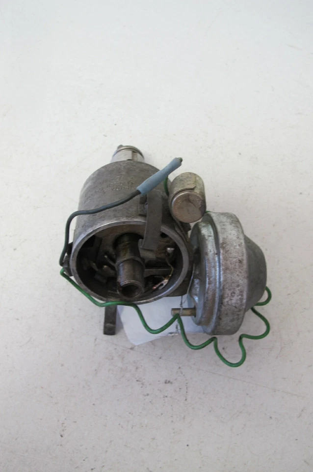 Porsche 914 1.7 Distributor Bosch 0231174007 JFUDX4 022905205Q (#21) - Imagem 2 de 4