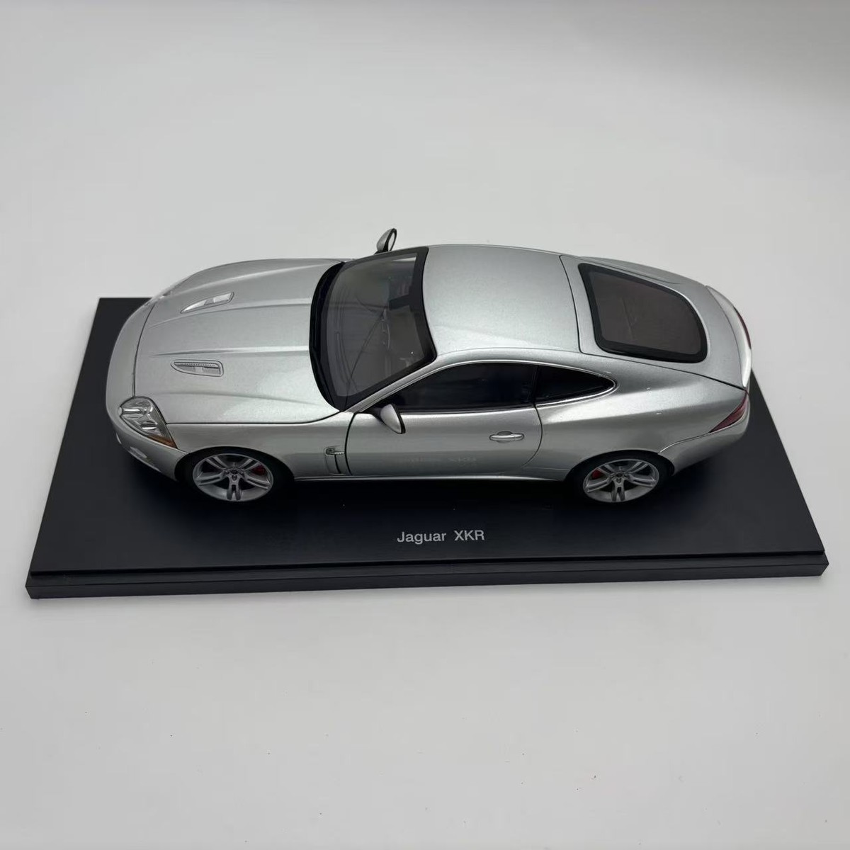 Autoart 1/18 Jaguar XKR Silver Alloy Openable Car Model Rare | eBay