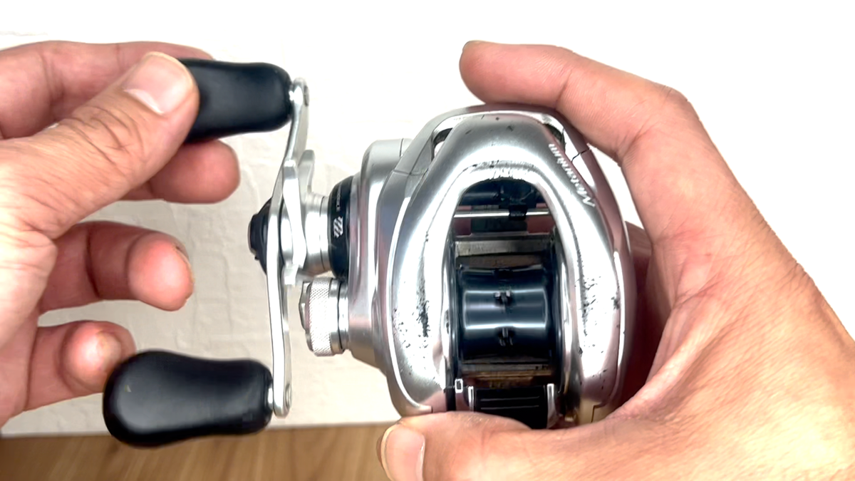 Shimano 16 Metanium MGL HG Left Baitcasting Reel 7.4:1 Very Good