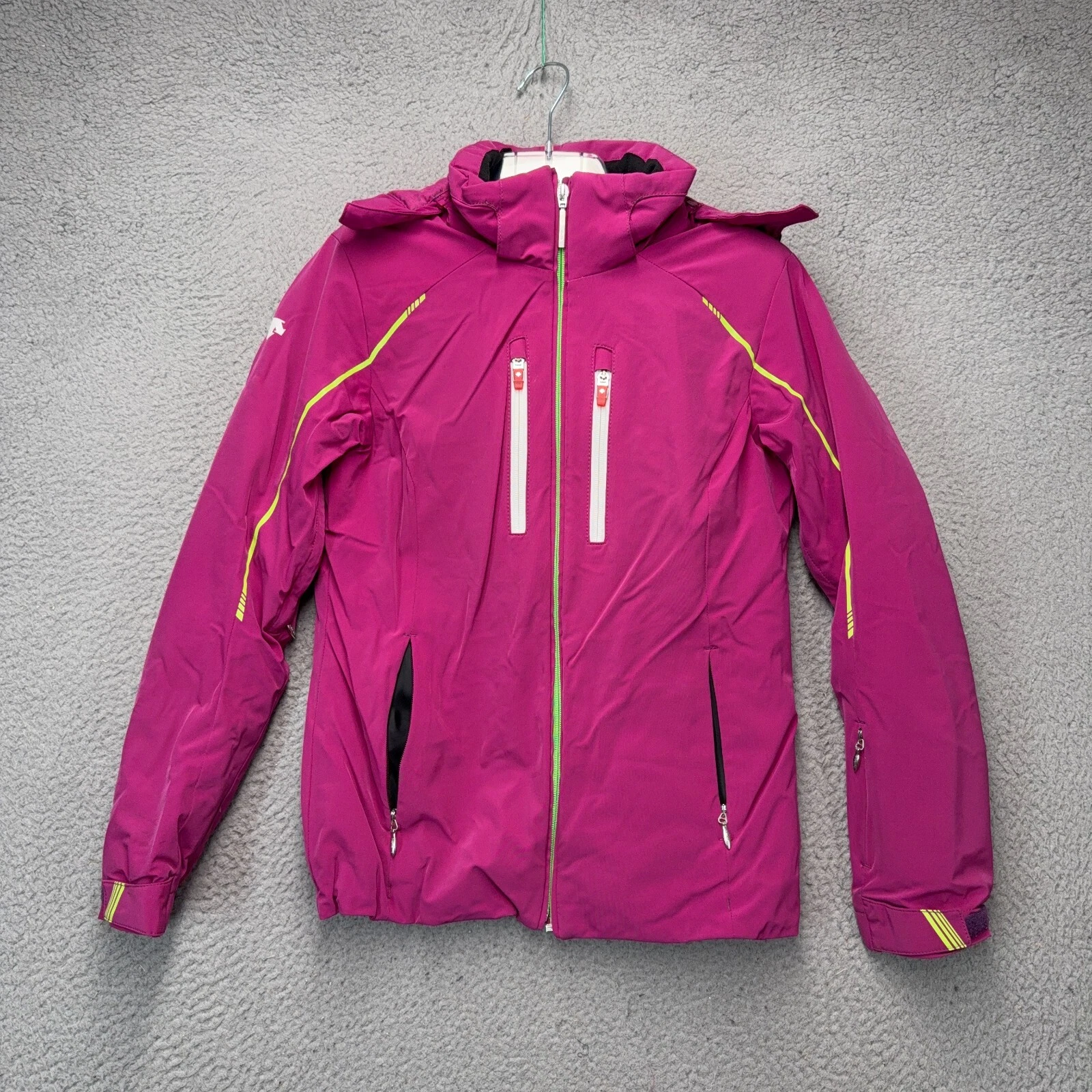 descente snowboard full zip heat navi vented jacket