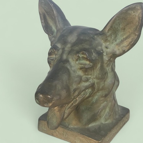 Pair of "Buddy the First Seeing-Eye-Dog" Cast-Metal Bookends - Picture 3 of 7