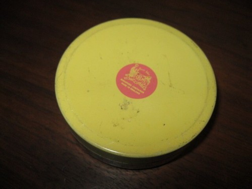 VTG Baret Ware 3" Round Tin Made in England Miniature Container Raised Design - Picture 7 of 12