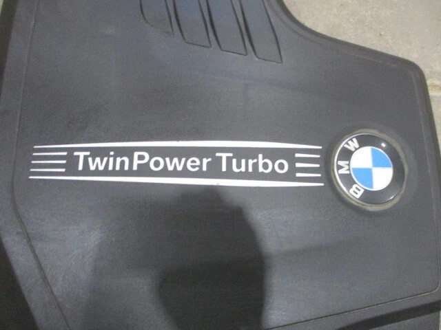 2015 BMW X3 Engine Cover 89K OEM LKQ - Image 2 of 3