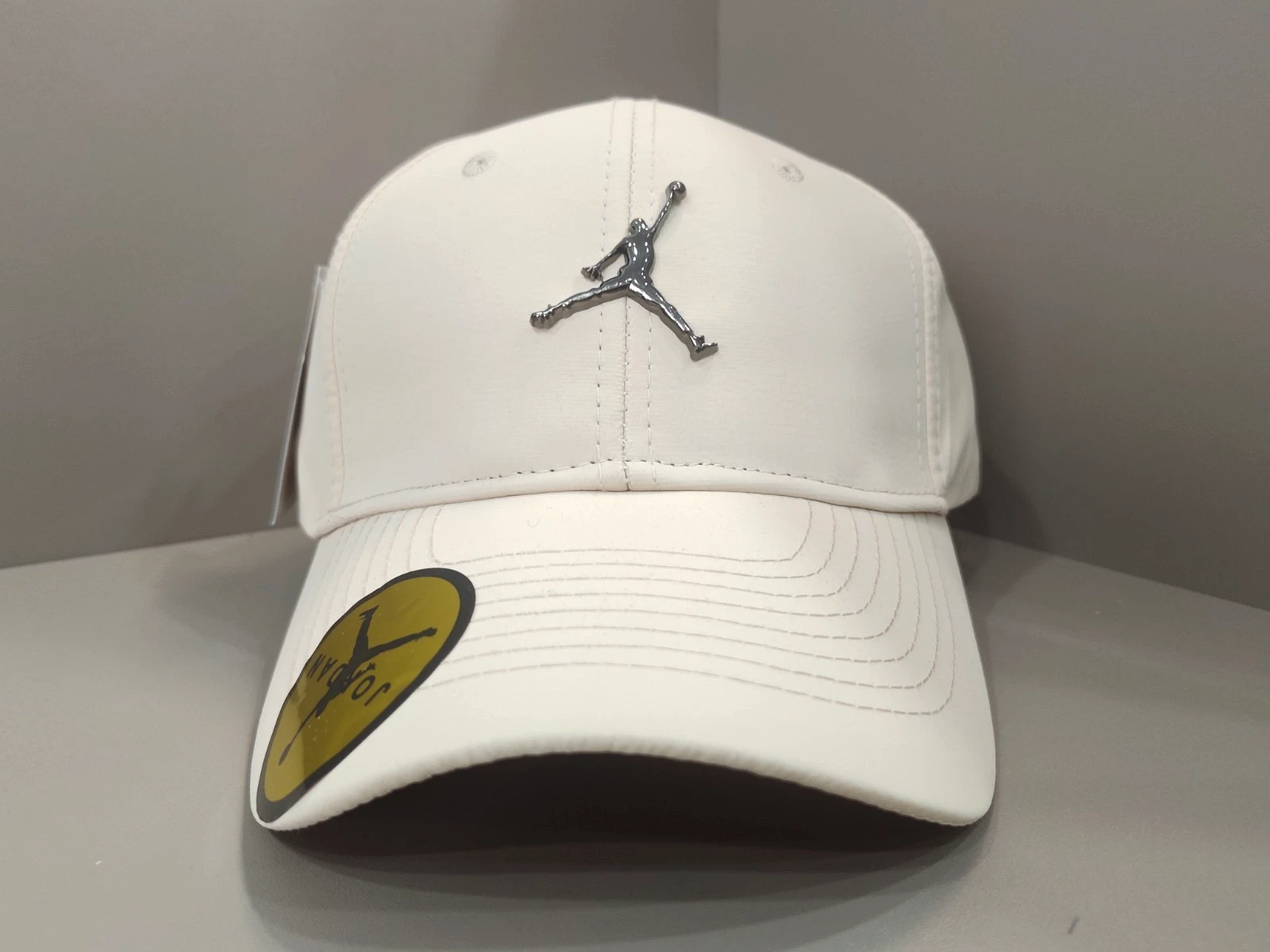 Jordan Unisex Outdoor Silver Label Off White Baseball Cap Adjustable
Opens in a new window or tab