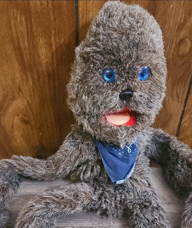Vintage 1989 Wynn Miller Mopkins Plush Wrap Around Puppet Legs Wrap Around Waist