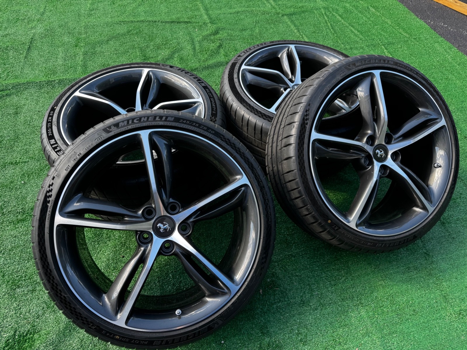 Ferrari 296 Wheels Set