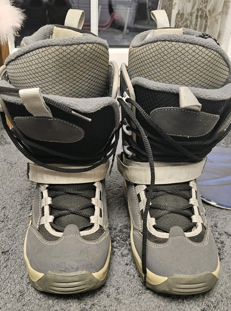 Snowboard Boots Gr.42 Axces