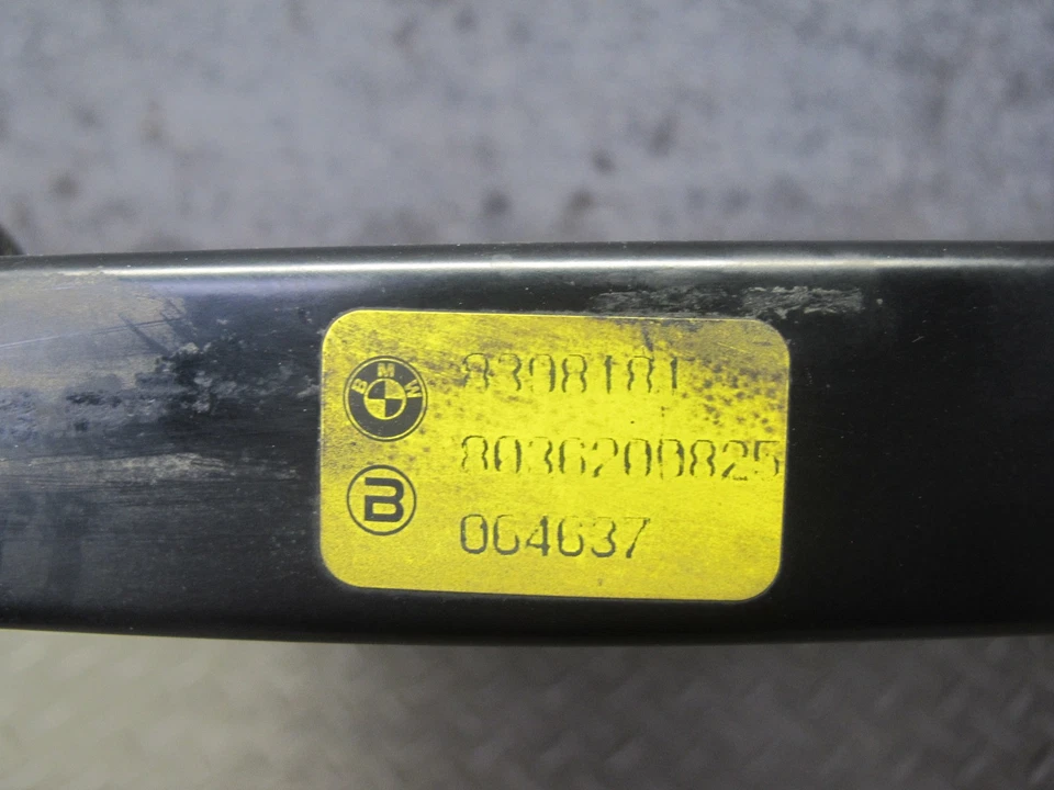 96-02 BMW E36/7 Z3 A/C AIR CONDITIONING CONDENSER 8398181 OEM - Image 3 of 4