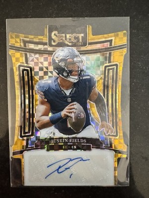 2023 Panini Select - Signatures Justin Fields #SIG-JFI Gold Prizm /10 