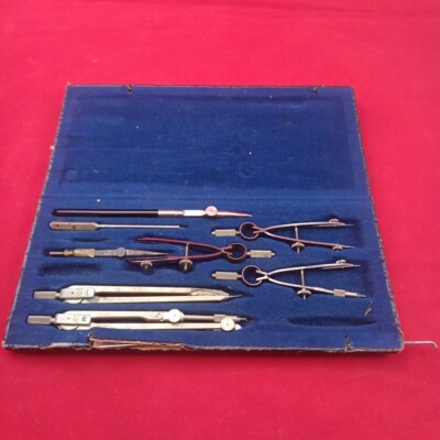 Vintage Kern Aarau Swiss Math & Engineer's 10-piece Drafting Compass Set in Case