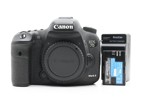 Canon EOS 7D Mark II 20.2MP Digital Camera Body #982