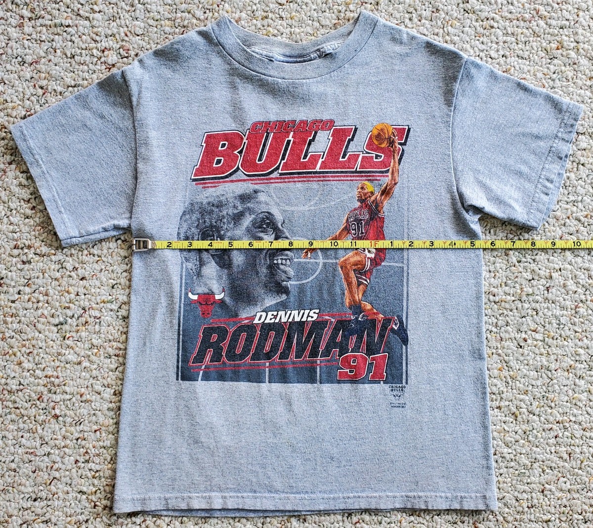 Vintage 90s NBA Chicago Bulls Dennis Rodman #91 Gray T-Shirt Youth