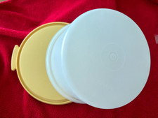 Vtg Tupperware CAKE SAVER 683 Carrier Taker Keep Harvest Gold Yellow Round Plate