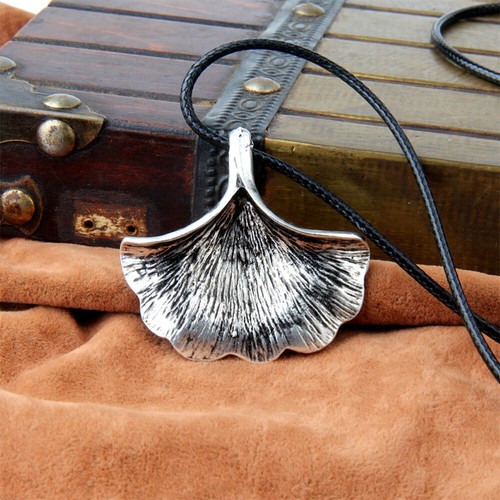 1Stück Elegante Ginkgo Biloba Halskette Silber für Frauen Ethnischer Stil - Bild 2 von 12