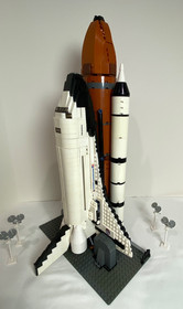 Lego Creator Expert 2010 Shuttle Adventure 10213 READ FULL DESCRIPTION