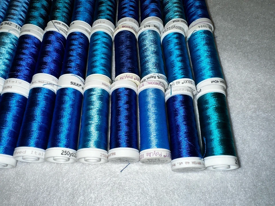 Sulky 40wt Embroidery Thread 40 Spools Of Various Blues - Image 2 of 4