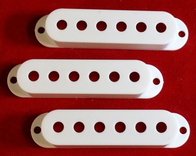 3 weiße Pickup-Kappen für Fender Stratocaster Singlecoils und ähnliche