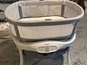 Graco Sense2Snooze Bassinet with Cry Detection Technology