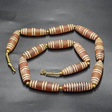 Antique Etched Carnelian Decorated Agate Beads Necklace.