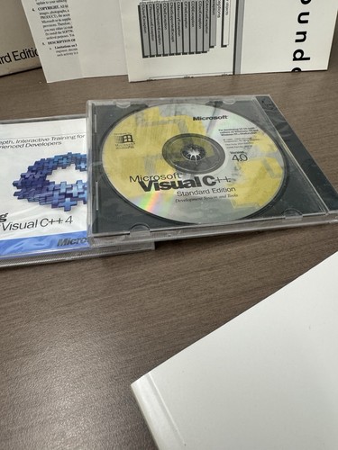 NEW - Microsoft Visual C++ (Version 4.0 For Windows 95 / NT) -- (Please Read) - Picture 9 of 10