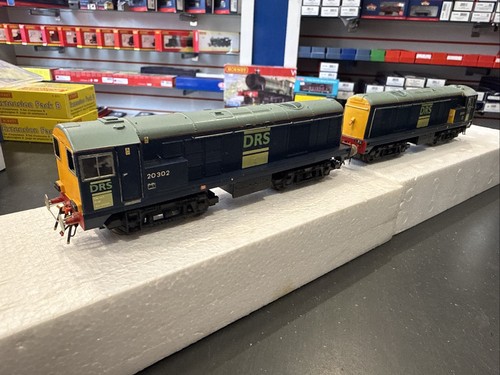Paar Lima Class 20 Loks umgebaut auf Class 20/3 DRS blau Nr. 20301 & 20302 | Condition: Used