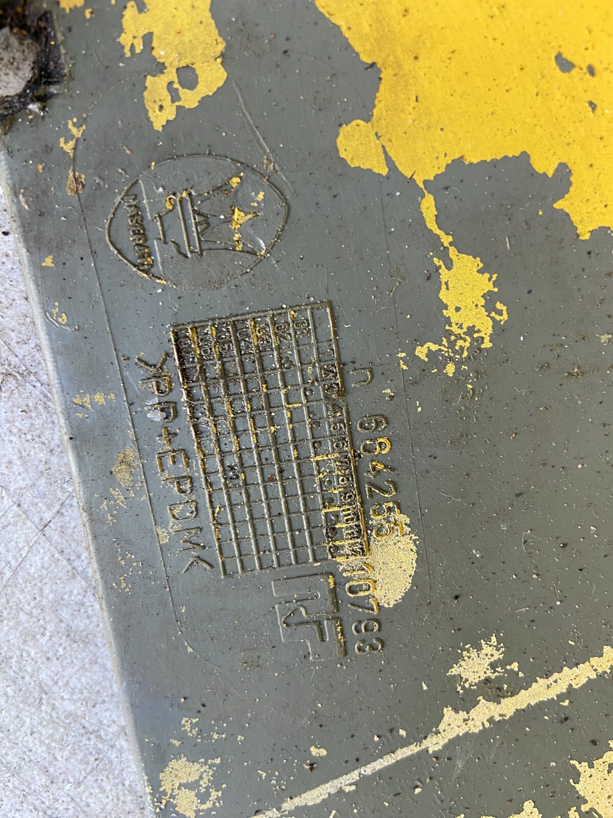 2002 to 2007 Maserati Spyder Front Bumper Cover Yellow OEM A6976 C
