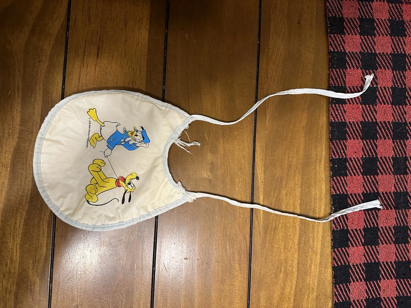 1971 Donald Duck/ Pluto Baby Bib