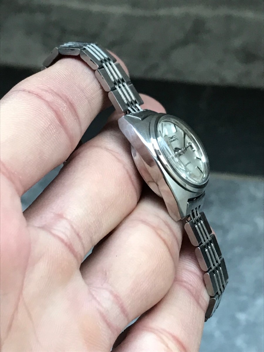 Seiko Automatic 2205-0050 Vintage Japan Ladies Wrist Watch Seiko Automatic 2205-0050 Vintage Japan Ladies Wrist Watch