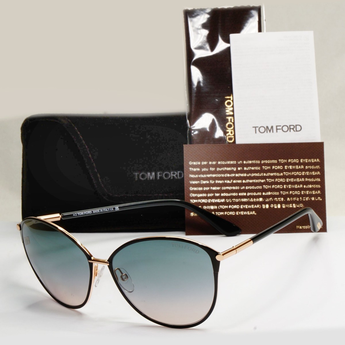 Lunettes de soleil Tom Ford FT0711 5301A Noir Brillant Carré - Krys