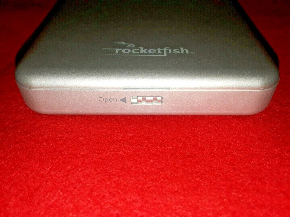 Rocketfish RF-HD3025 USB 3.0 2.5 Sata Hard Drive Enclosure - Image 4 of 4