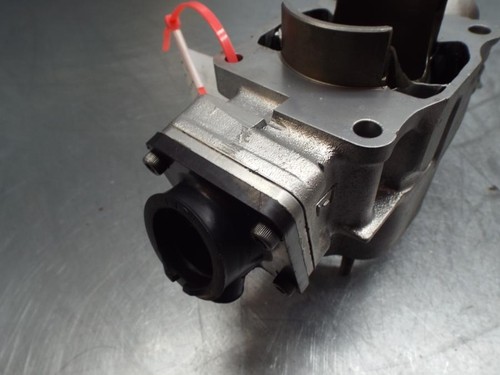 Yamaha RZ350N Valvola Alimentazione 48H 1984-1985 Lato Destro Cilindro Canna - Foto 4 di 6
