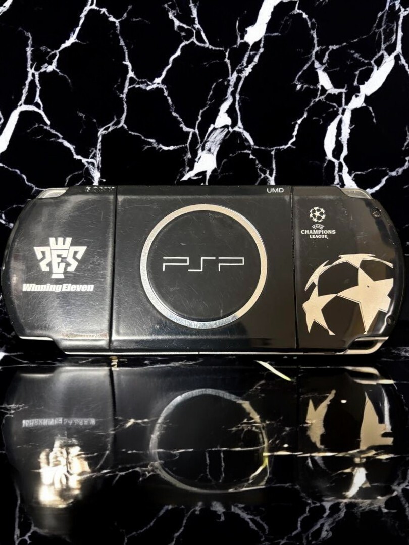 Sony PSP-3000 Console Limited ver. w/Charger + new battery +