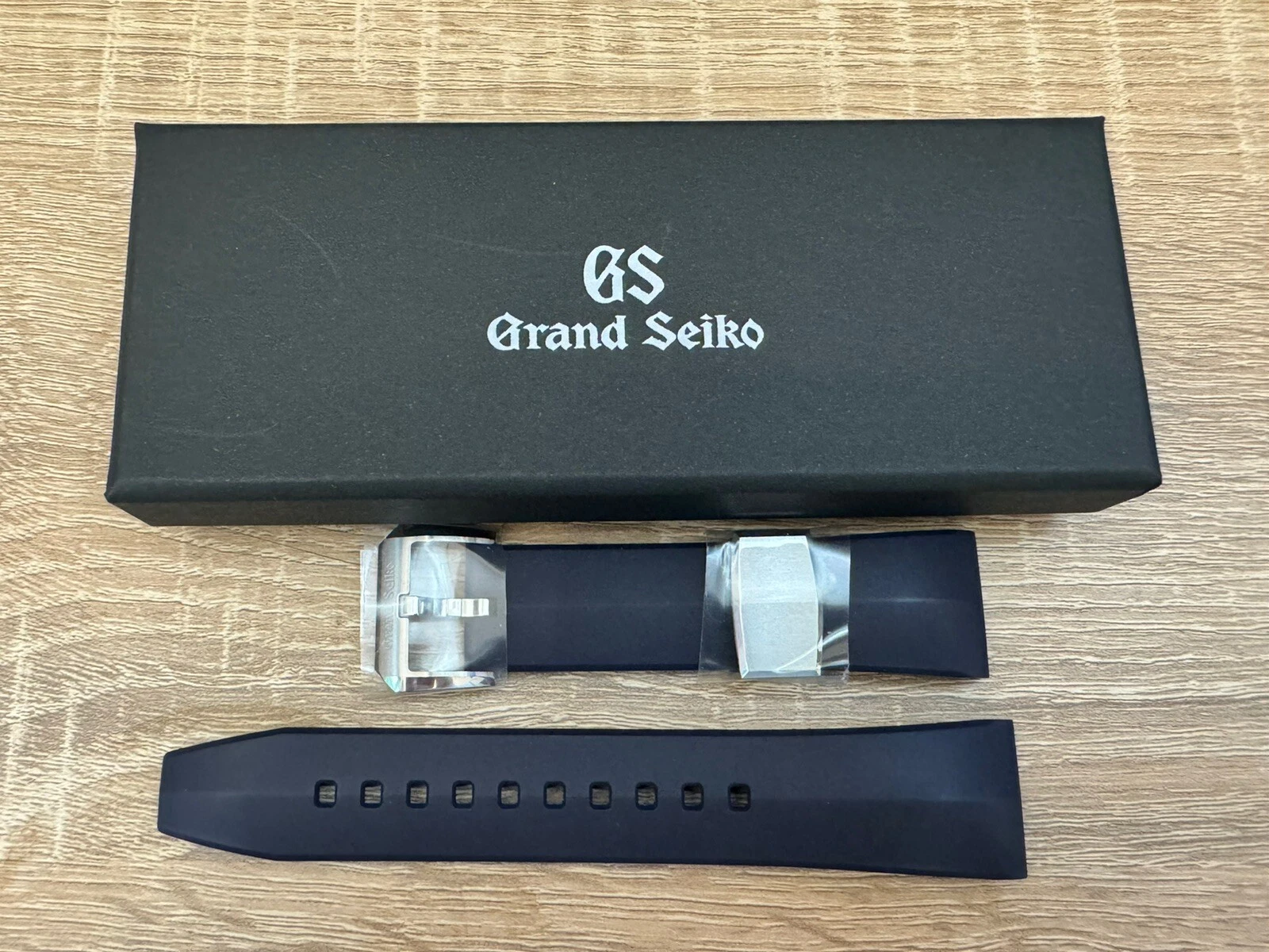 Le club des heureux propriétaires de Grand-Seiko Tome XVIII - Page 12 S-l1600