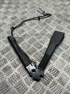 BMW 3 E90 E91 2007 Vorne rechts Gurtschloss vorne 9119541 TOF62903