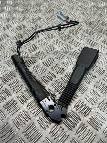 BMW 3 E90 E91 2007 Vorne rechts Gurtschloss vorne 9119541 TOF62903